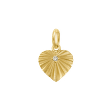 Load image into Gallery viewer, Heart Lumière Diamond Pendant